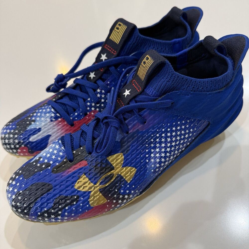 Under Armour UA Spotlight 4 MC USA Football Cleats 3027307-400 Size 9 NEW